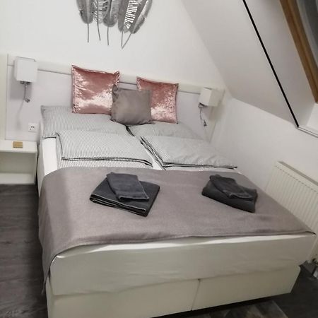 Apartmán Salvus Apartman Eger Exteriér fotografie